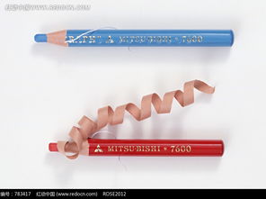 紅與藍 辦公桌上的雙色魅力